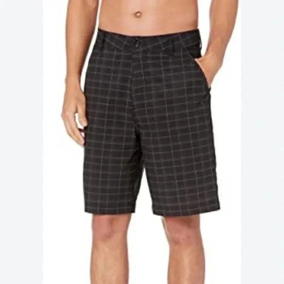 Men's Black Checkered Shorts 34" - Picture 7 of 7